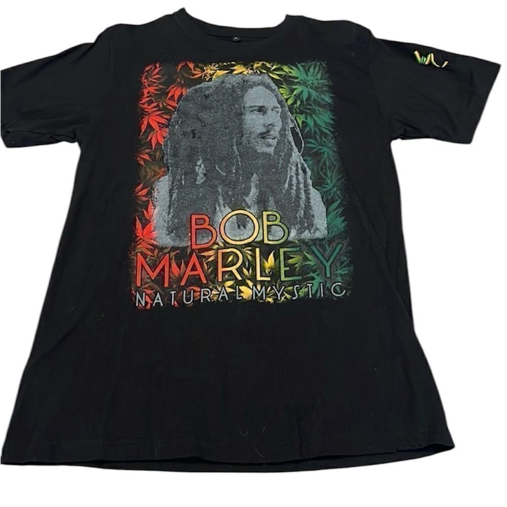 NWOT Aura Rootwear Bob Marley Natural Mystic T-shirt says sz L more like a M